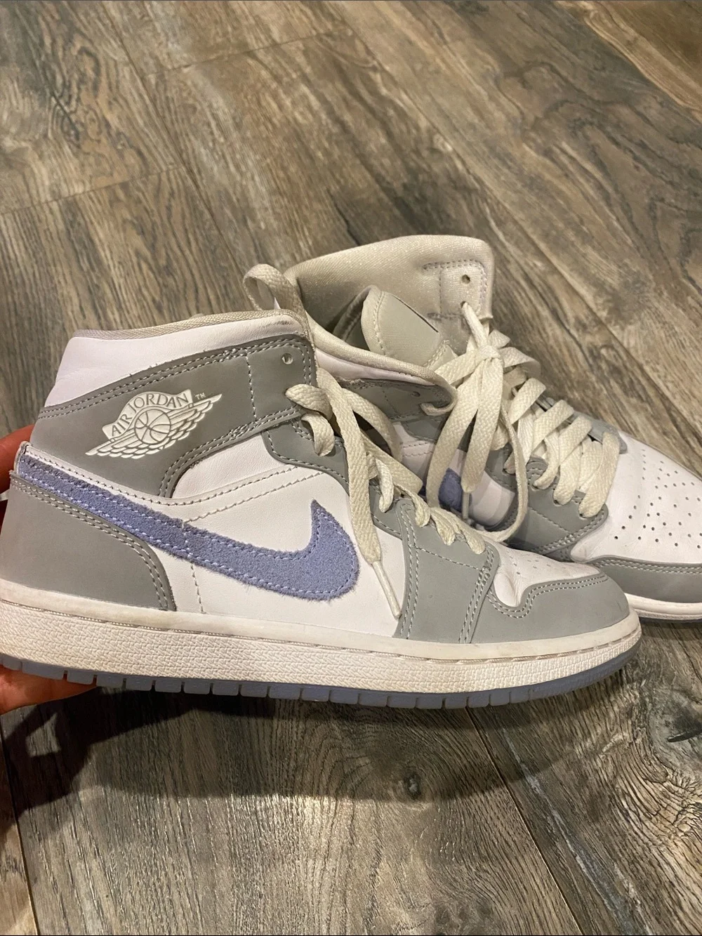 Youth 6.5 Jordan's